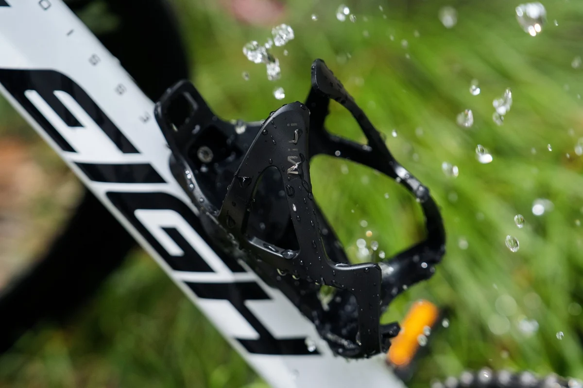 MiLi Bicycle Bottle Holder - Image 3
